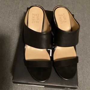 Naturalizer Black Slide